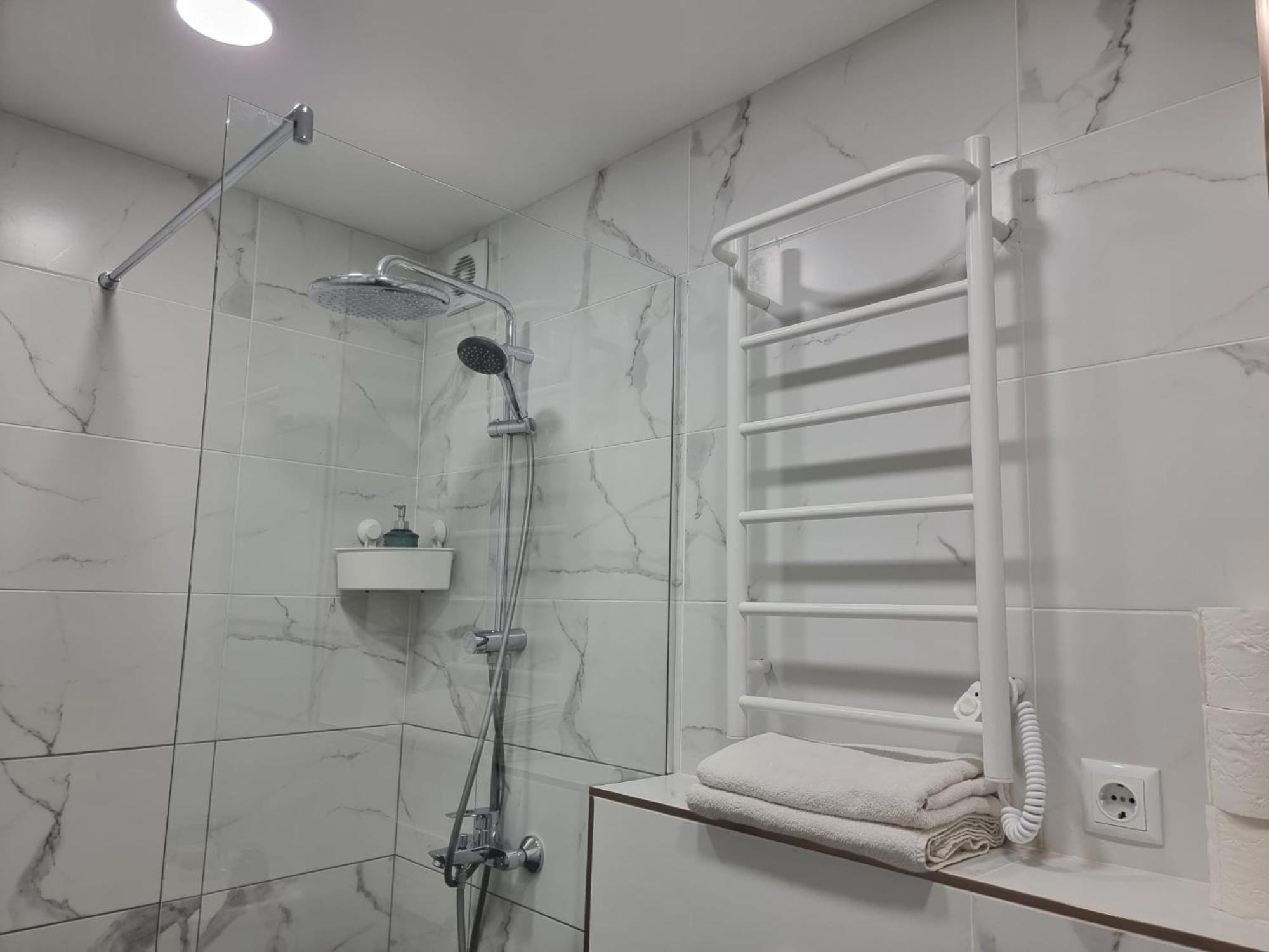City Inn Riga Apartment, New Renovated In Quiet Center With Balcony With Parking Exterior foto